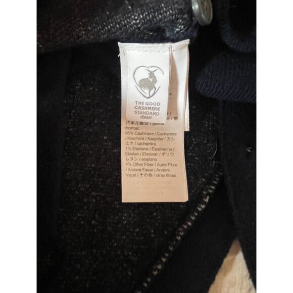 NWT J.Crew Men’s Sweater Vest– Navy Pinstripe Cashmere Blend Size M w/ Pockets - Picture 12 of 14